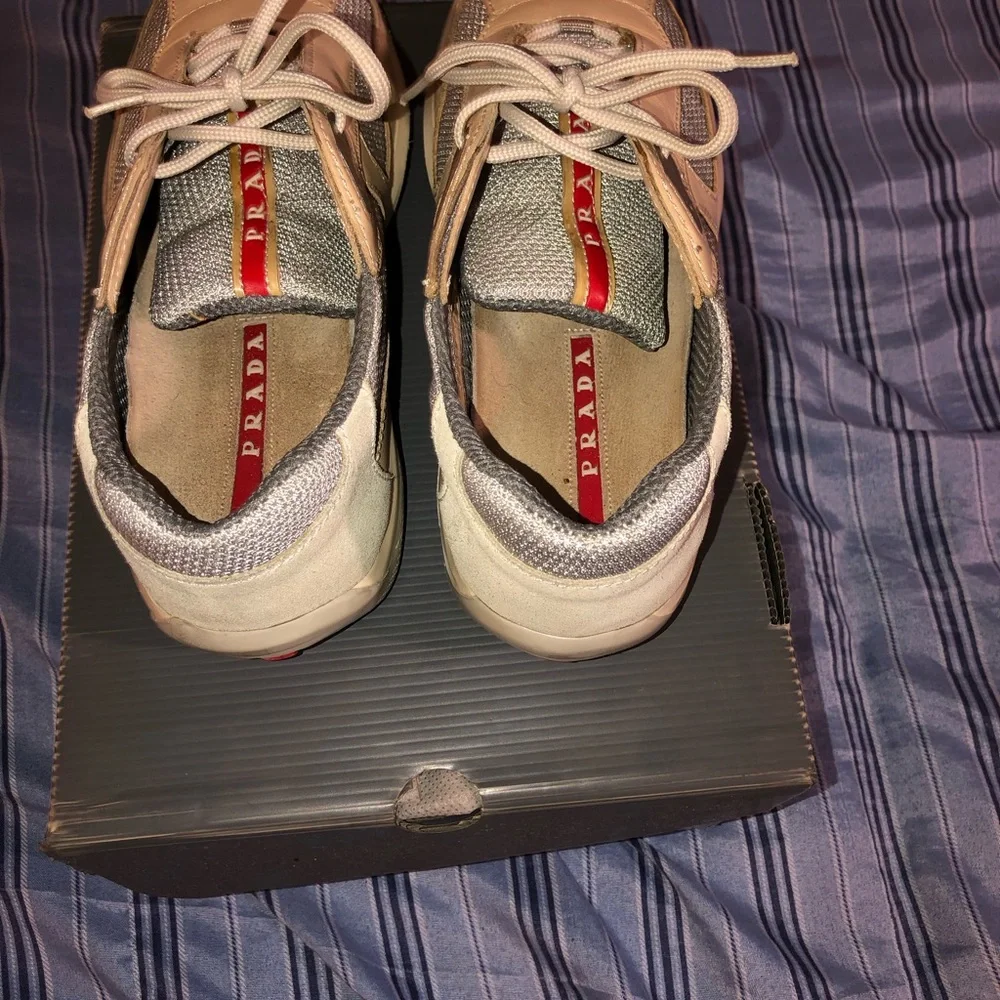 Prada Beige Shoe Box with Red Label SZ 9 slightly worn - Picture 4 of 5